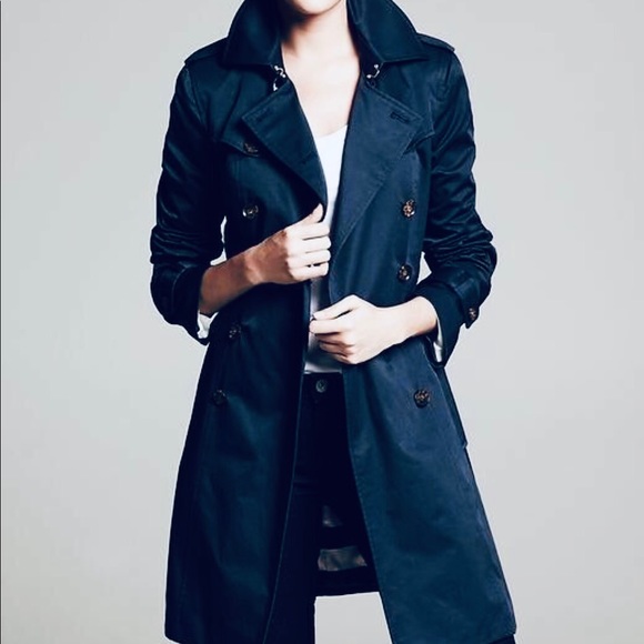 Banana Republic Jackets & Blazers - BANANA REPUBLIC CLASIC TRENCH COAT.SIZE M